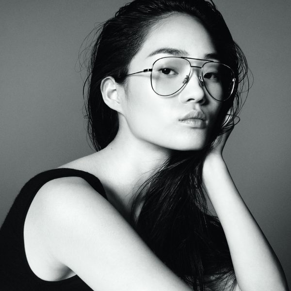 SLP_SS24_Digital_SL CLASSIC 11 002-woman_1080x1080_NO LOGO